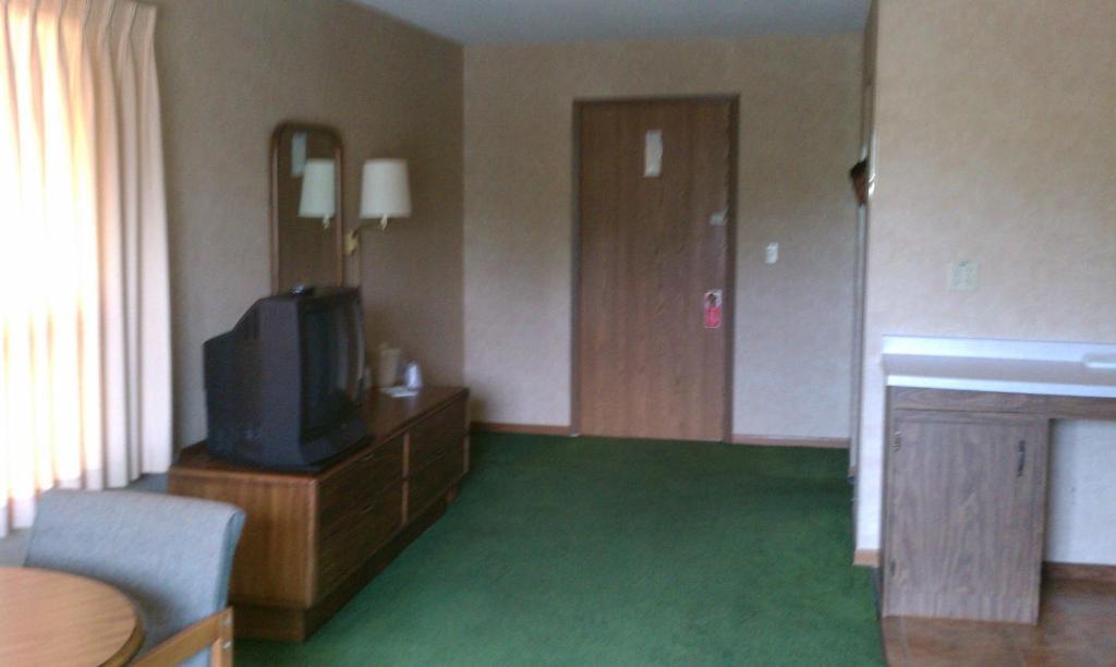 Westby Old Towne Motel חדר תמונה